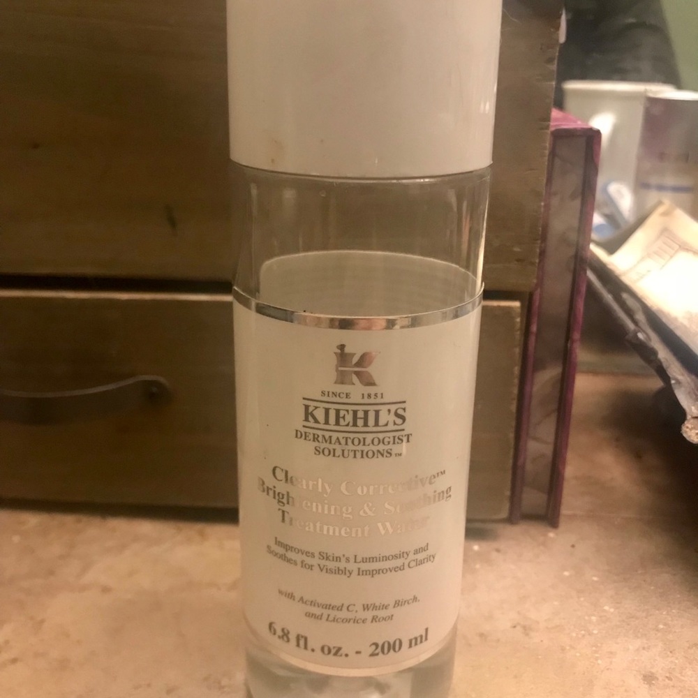 Kiehls clearly corrective treatment water